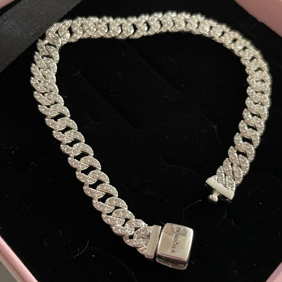 ✨SOLD✨Pandora Timeless Pavé Chain Bracelet - Picture 4 of 5
